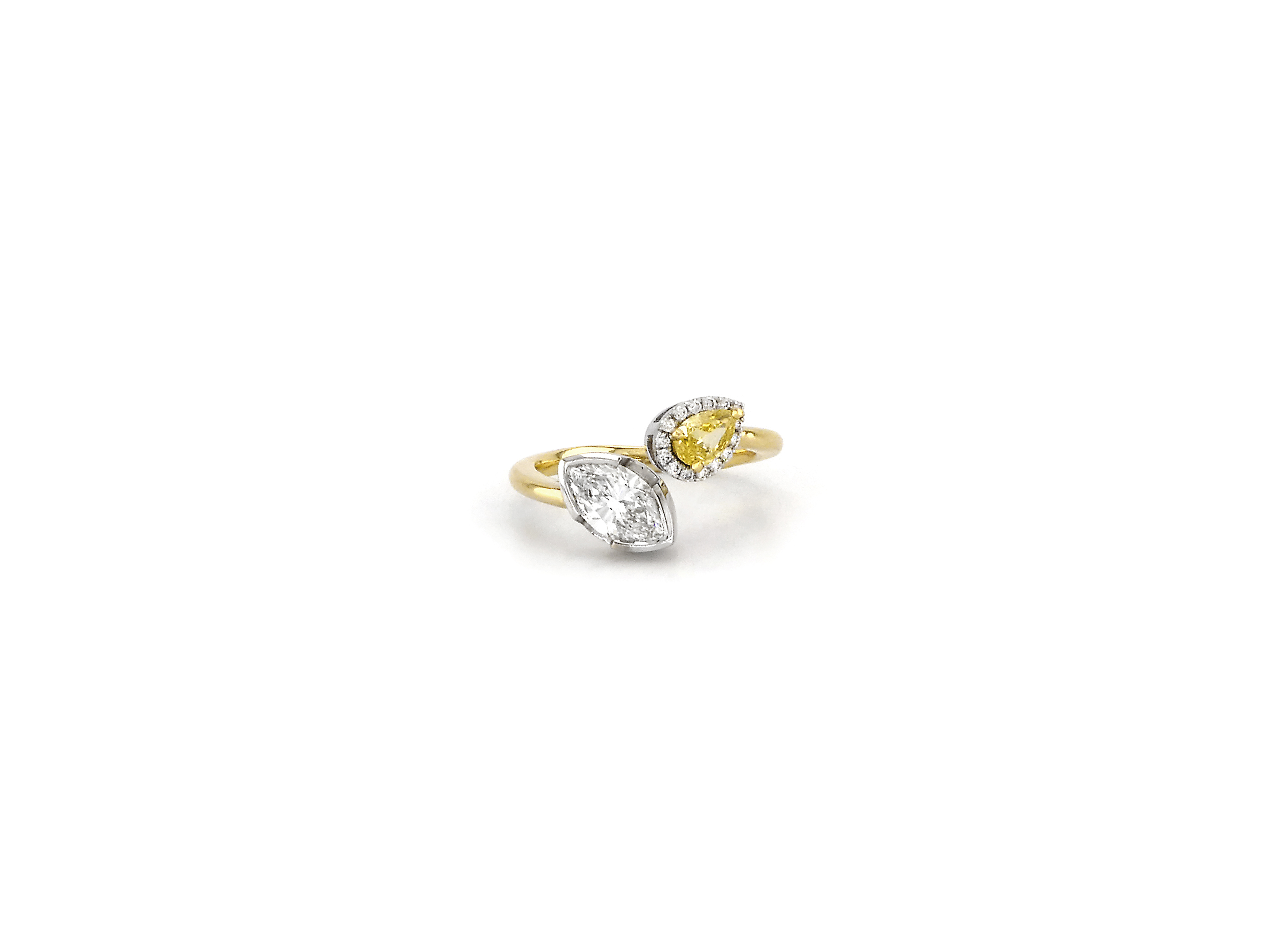 Yellow & White Gold Ring with Diamonds & Fancy Yellow Diamond | Jewel ...
